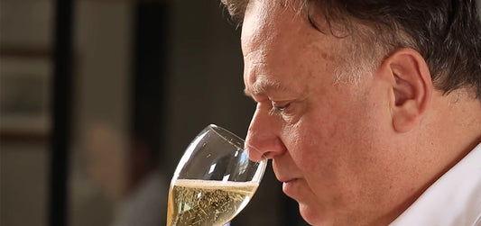 Astuce n° 14 / Comment déguster un champagne ?